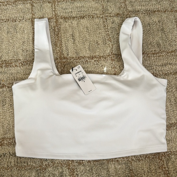 NWT Express Body Contour High Compression Square Neck Cropped Tank - Picture 3 of 3